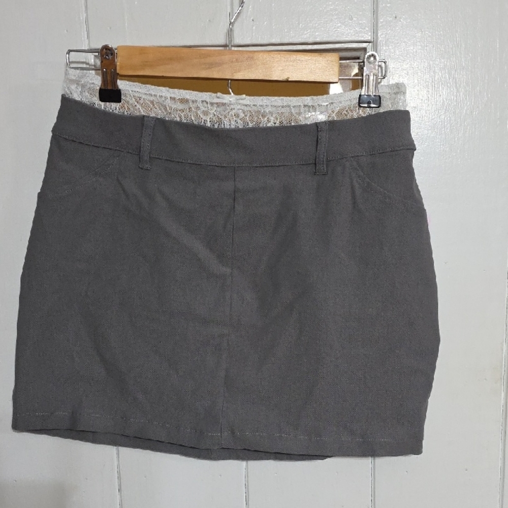 NWT Wild Fable Mini Skirt Women's/Junior's Gray W/Lace Trim Summer Comfort Sz S